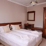 Sea Siren 1bd - Near Sea Garden, Free Garage & Ev Friendly