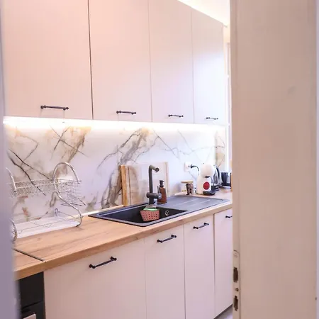 Sea Siren 1bd - Near Sea Garden, Free Garage & Ev Friendly Διαμέρισμα