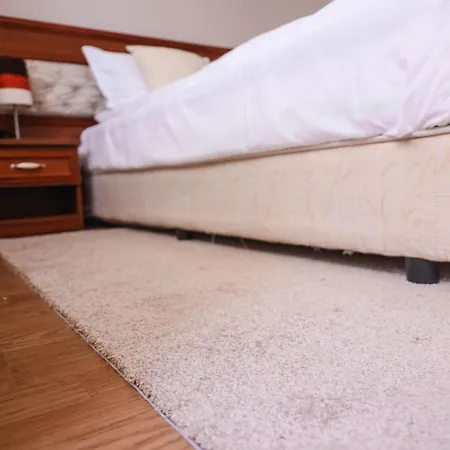 Sea Siren 1bd - Near Sea Garden, Free Garage & Ev Friendly * Βάρνα