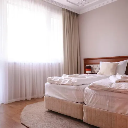 Sea Siren 1bd - Near Sea Garden, Free Garage & Ev Friendly Apartmán