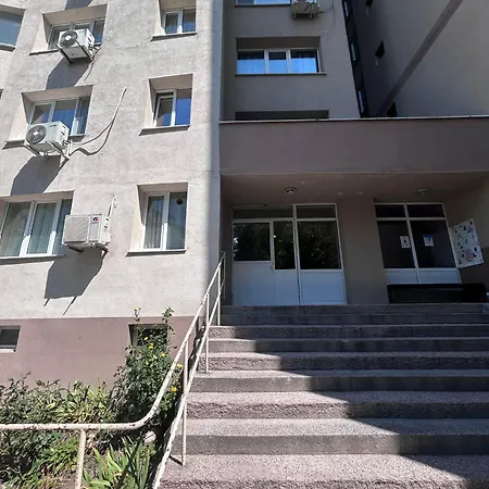 Sea Siren 1bd - Near Sea Garden, Free Garage & Ev Friendly Apartmán Varna